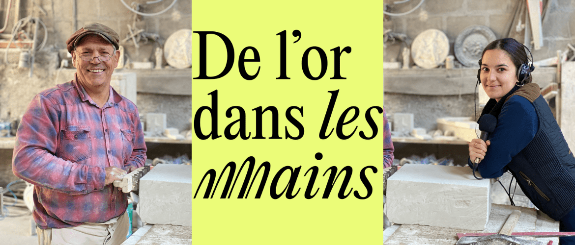 banniere_or_dans_les_mains